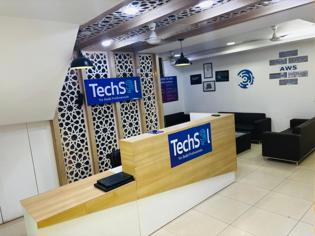 WhatsApp Image 2025-12-21 at 16.10.55